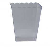 PLASTIC SCALLOPED CONTINAER 6 INCH